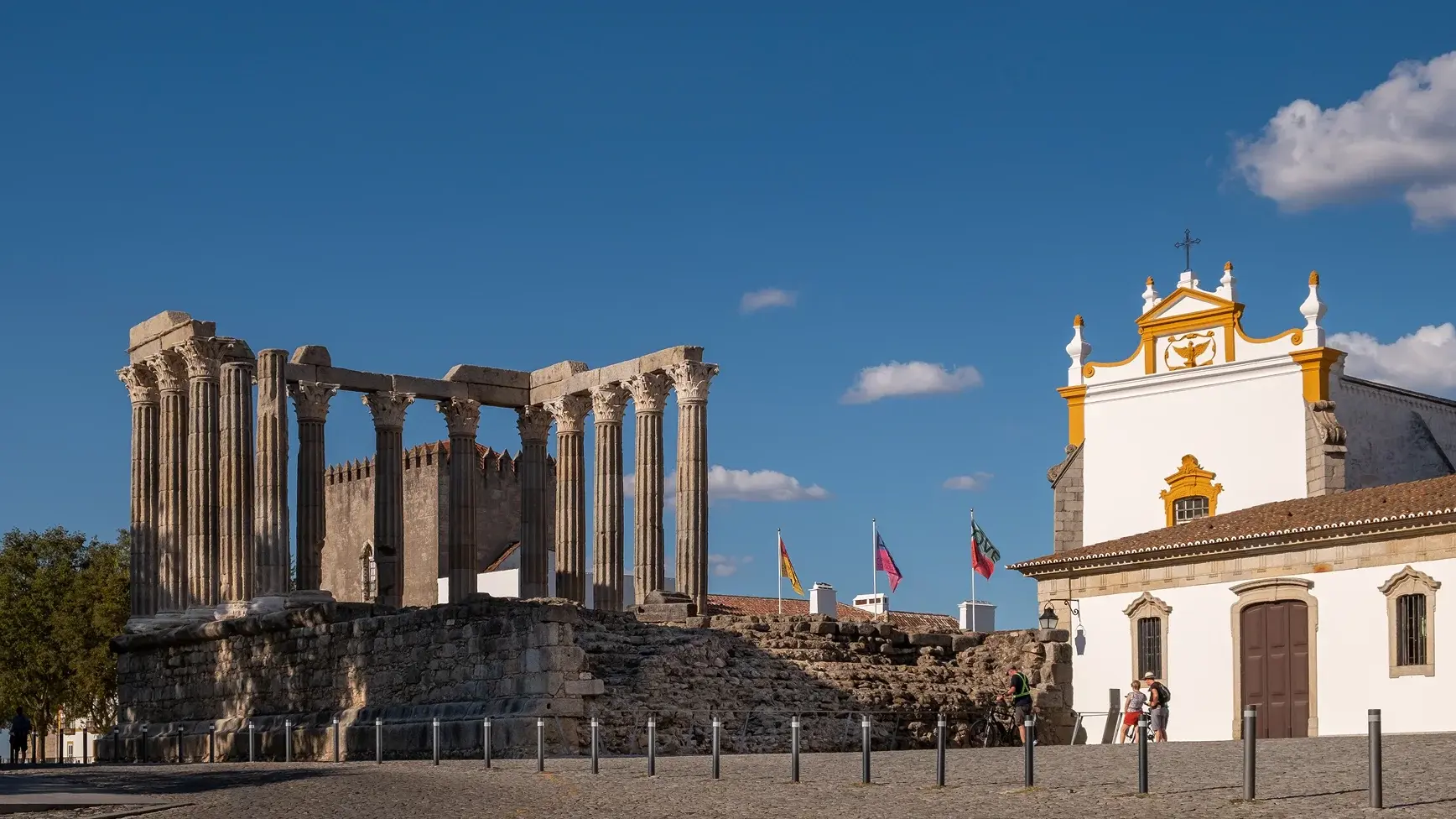 Evora