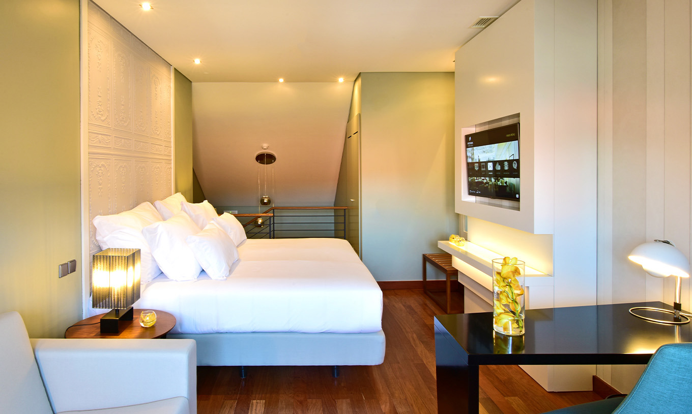 pousada-lisboa-room-mezzanine-general.jpg